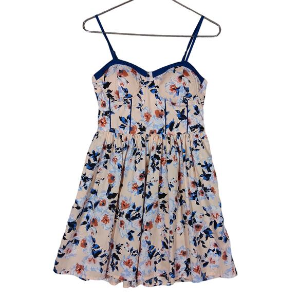 Band of Gypsies Floral Mini Dress - Cream and Blue - Picture 3 of 12